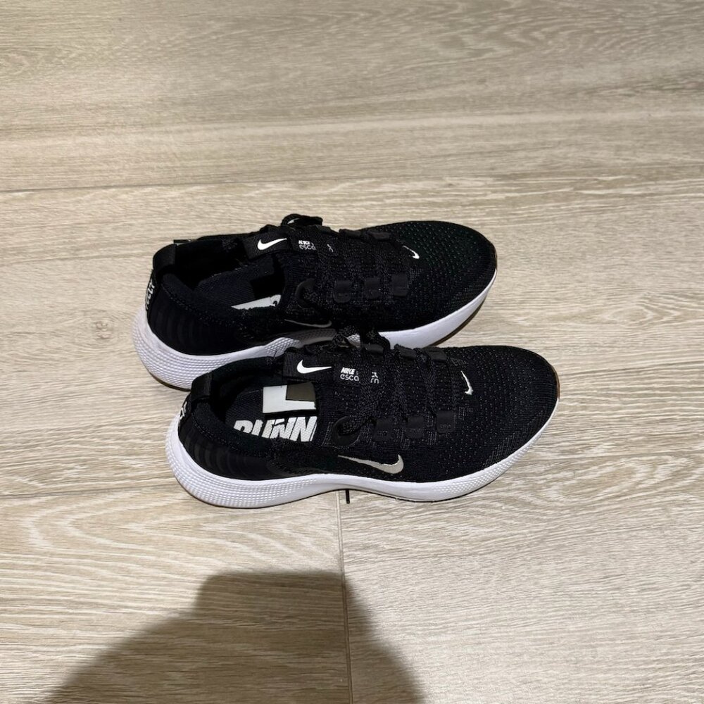 Nike(Wmns) React Escape Run Flyknit 'Black White'… - image 5